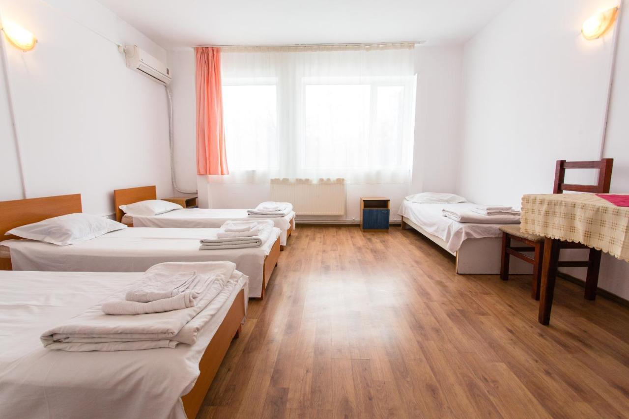 Hostel Horia Plopeni Zewnętrze zdjęcie
