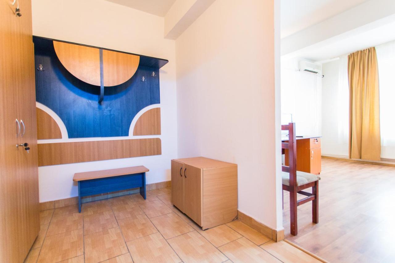 Hostel Horia Plopeni Zewnętrze zdjęcie
